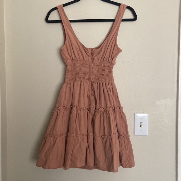 Lulu’s size small woman’s dress - Picture 3 of 5